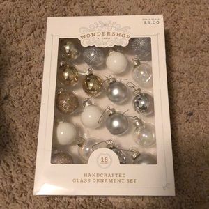 Wondershop Glass Ornament Set